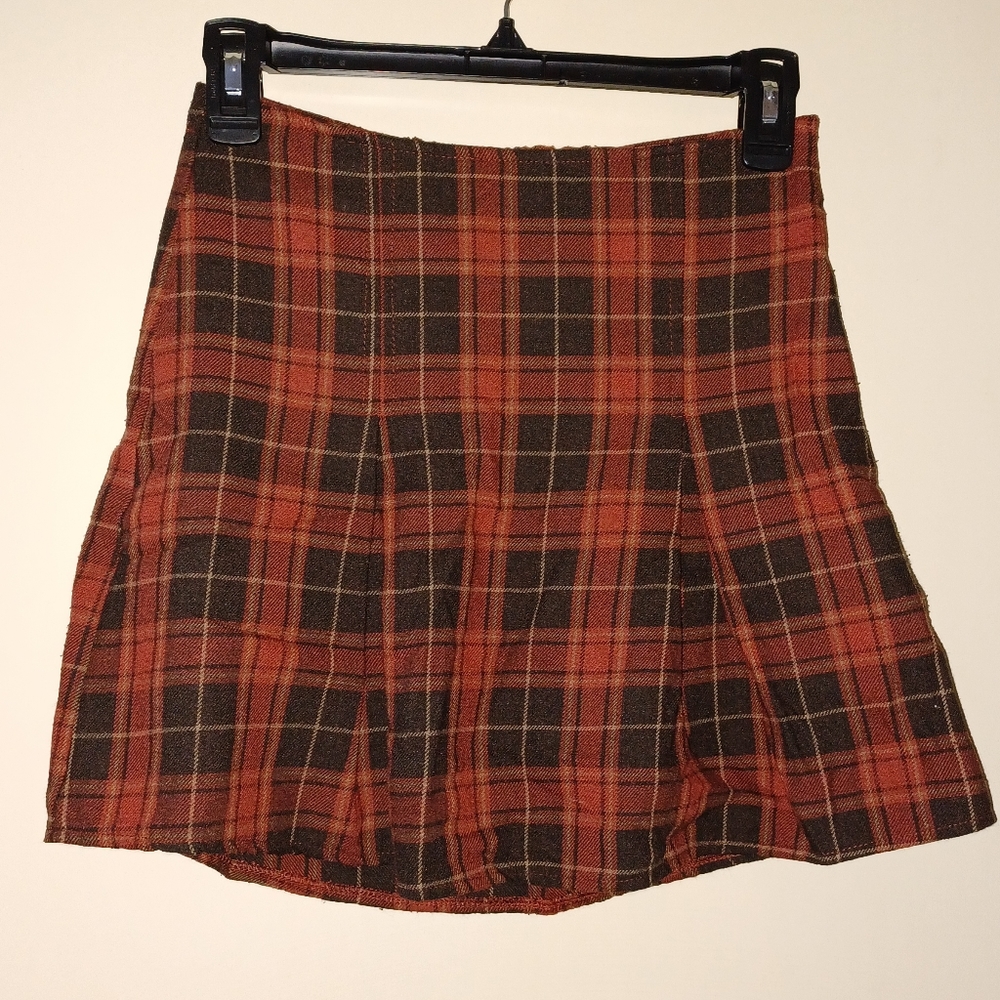 Red plaid pleated skirt Brandy Melville